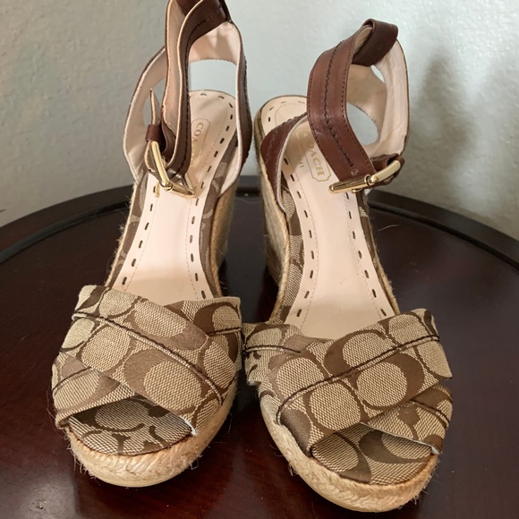 Coach wedge - Picture 1 of 4